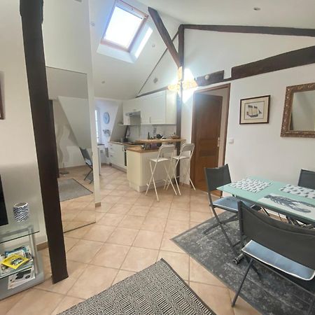 Appartement De Charme Rue Du Chateau أوري المظهر الخارجي الصورة